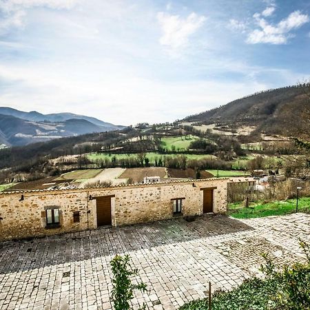 Le Aie Di Postignano Apartment Sellano Bagian luar foto